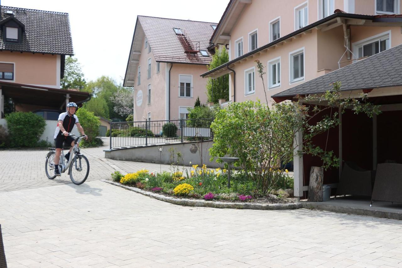 Gaestehaus Zehmerhof Bei Erding فالبيرتسكيرشن المظهر الخارجي الصورة